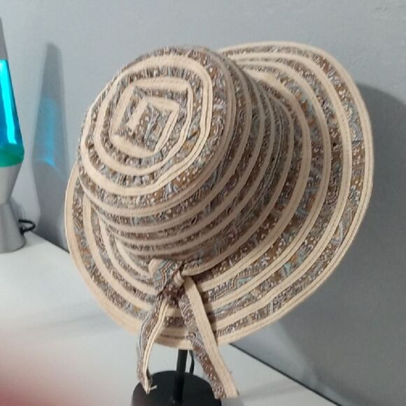 Magid Hats Tan and Brown w/ Paisley Print - Picture 1 of 12